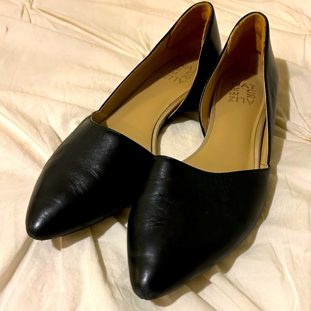 Naturalizer flats